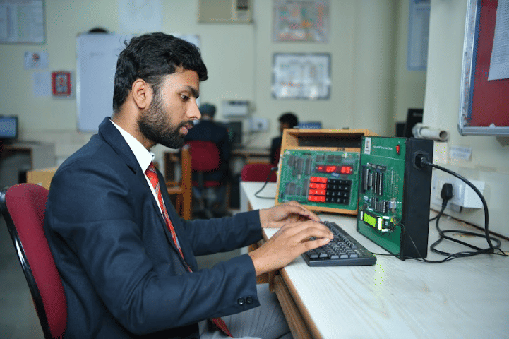 CGC Landran Labs Photos photo 23